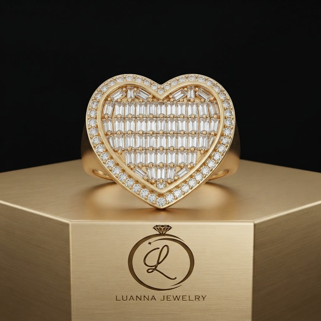 Anillo de circonia en forma de corazones