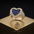 Anillo de circonias en forma de corazon