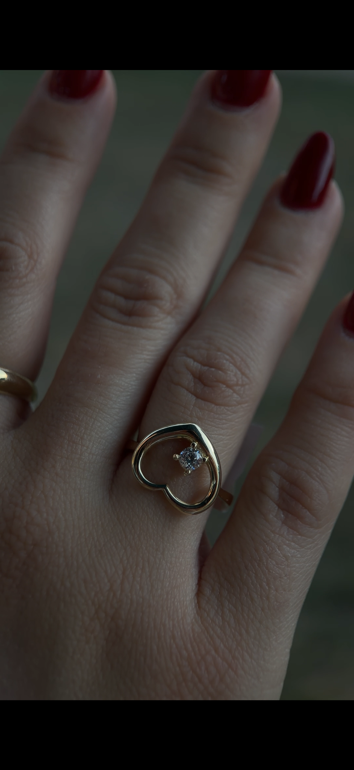 Anillo de corazon 10k